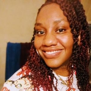 Meet your Posher, Shay